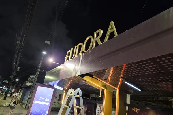 Letra Caixa sob Medida